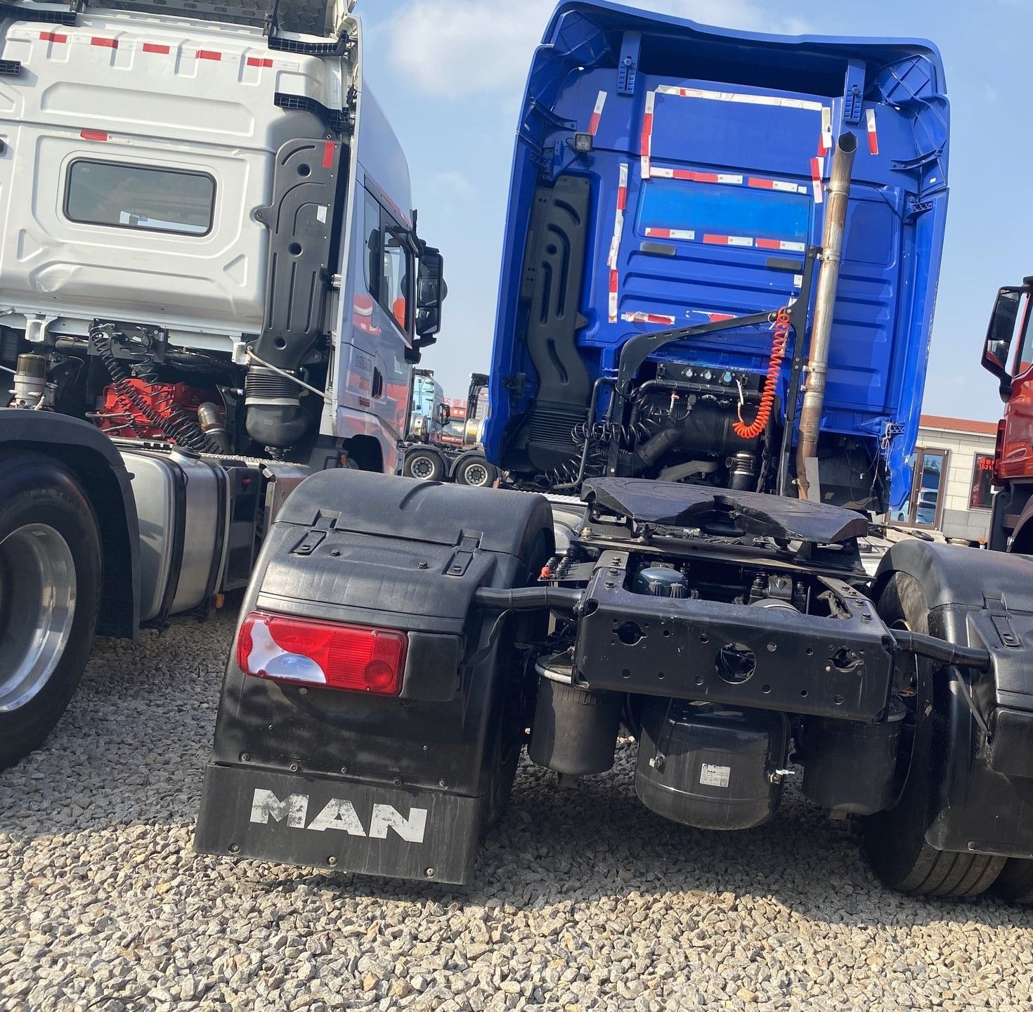 TANAN-MAN-001 — Rear chassis and frame